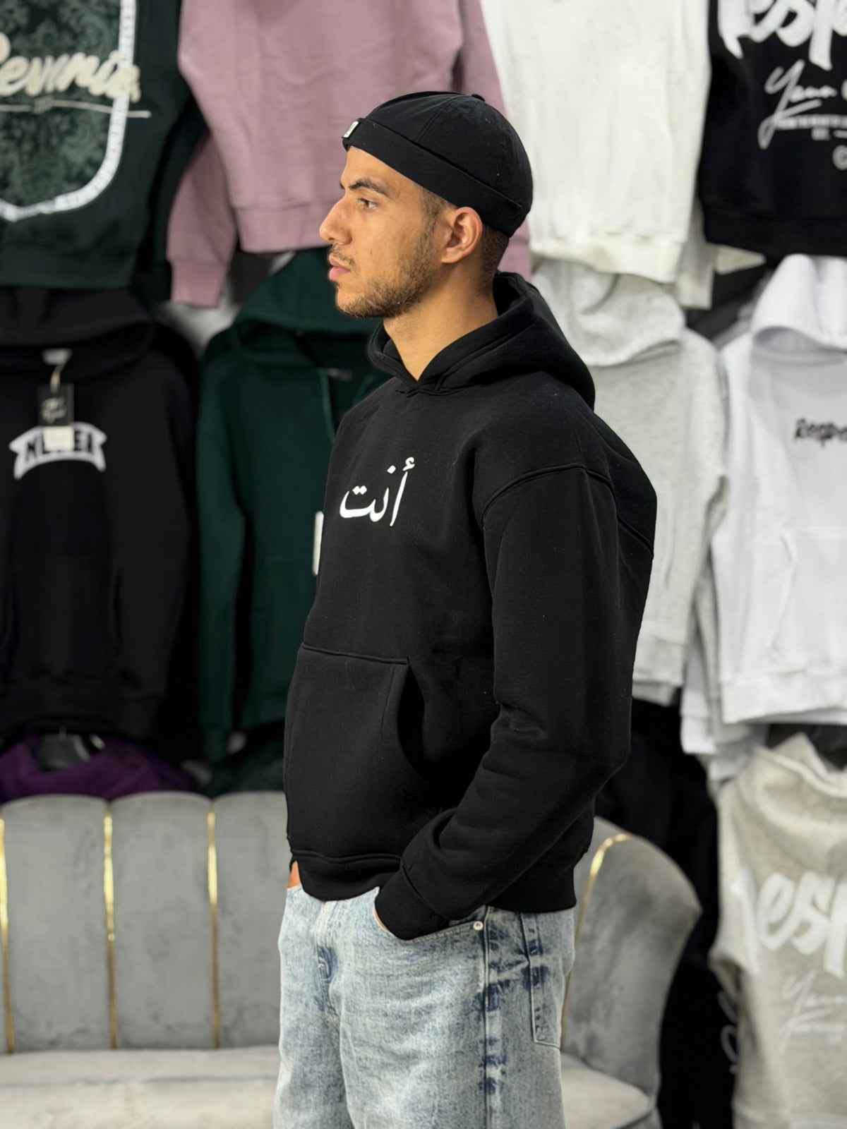 ANT — Essential Hoodie Black