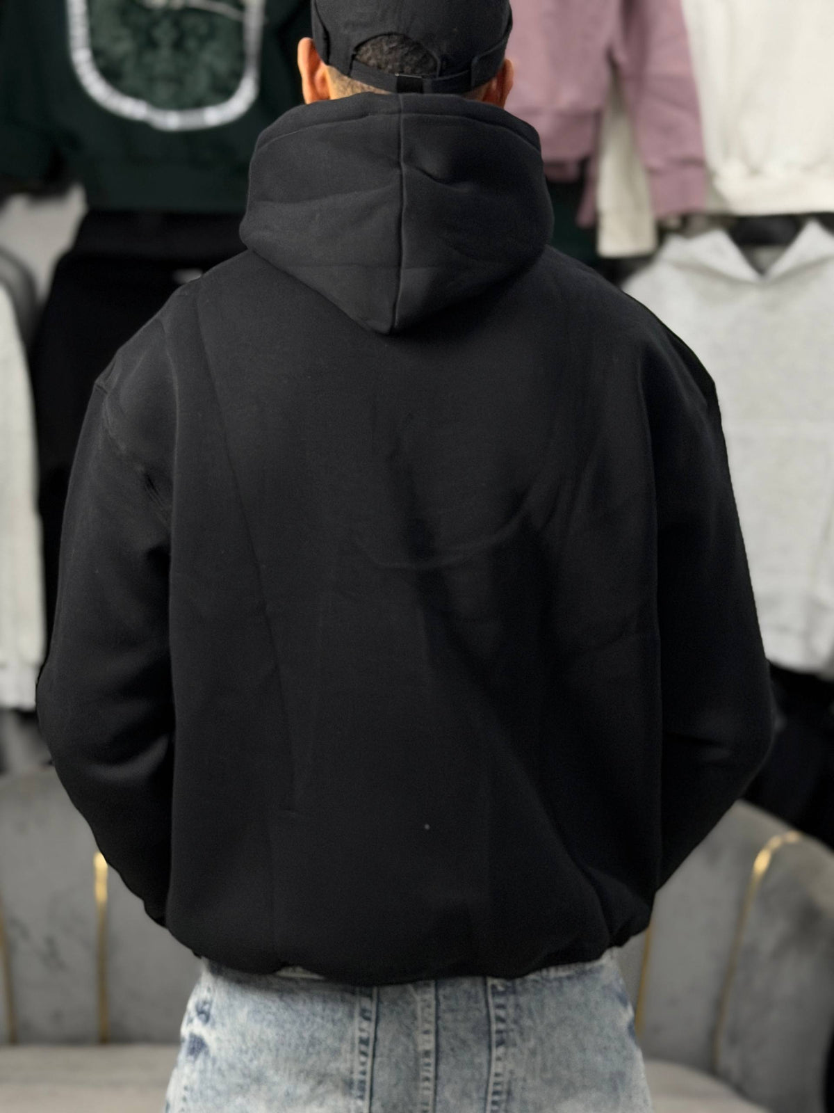 OVERSIZED BASIC HOODIE – BLACK