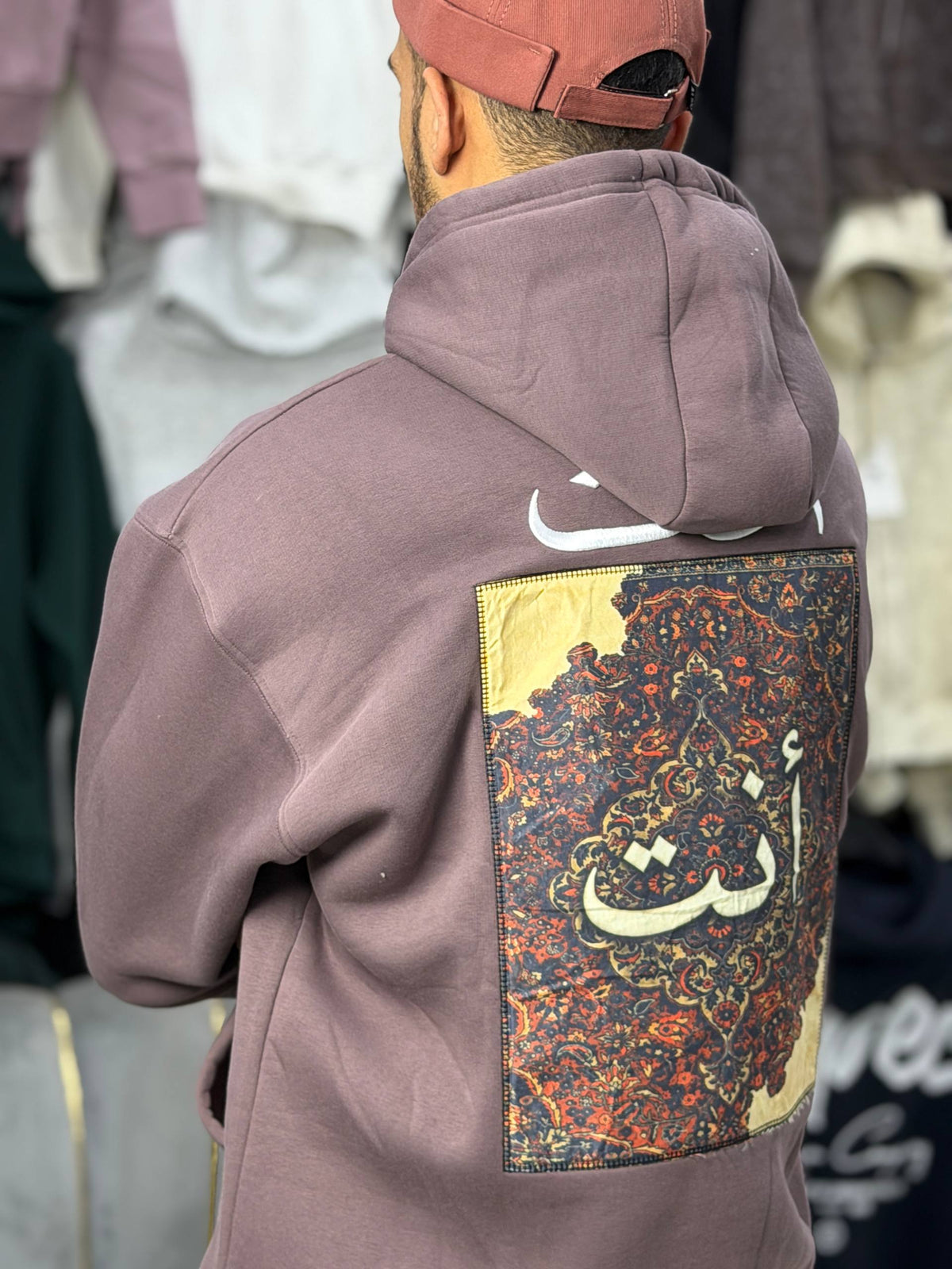 ANT — Essential Hoodie Brown