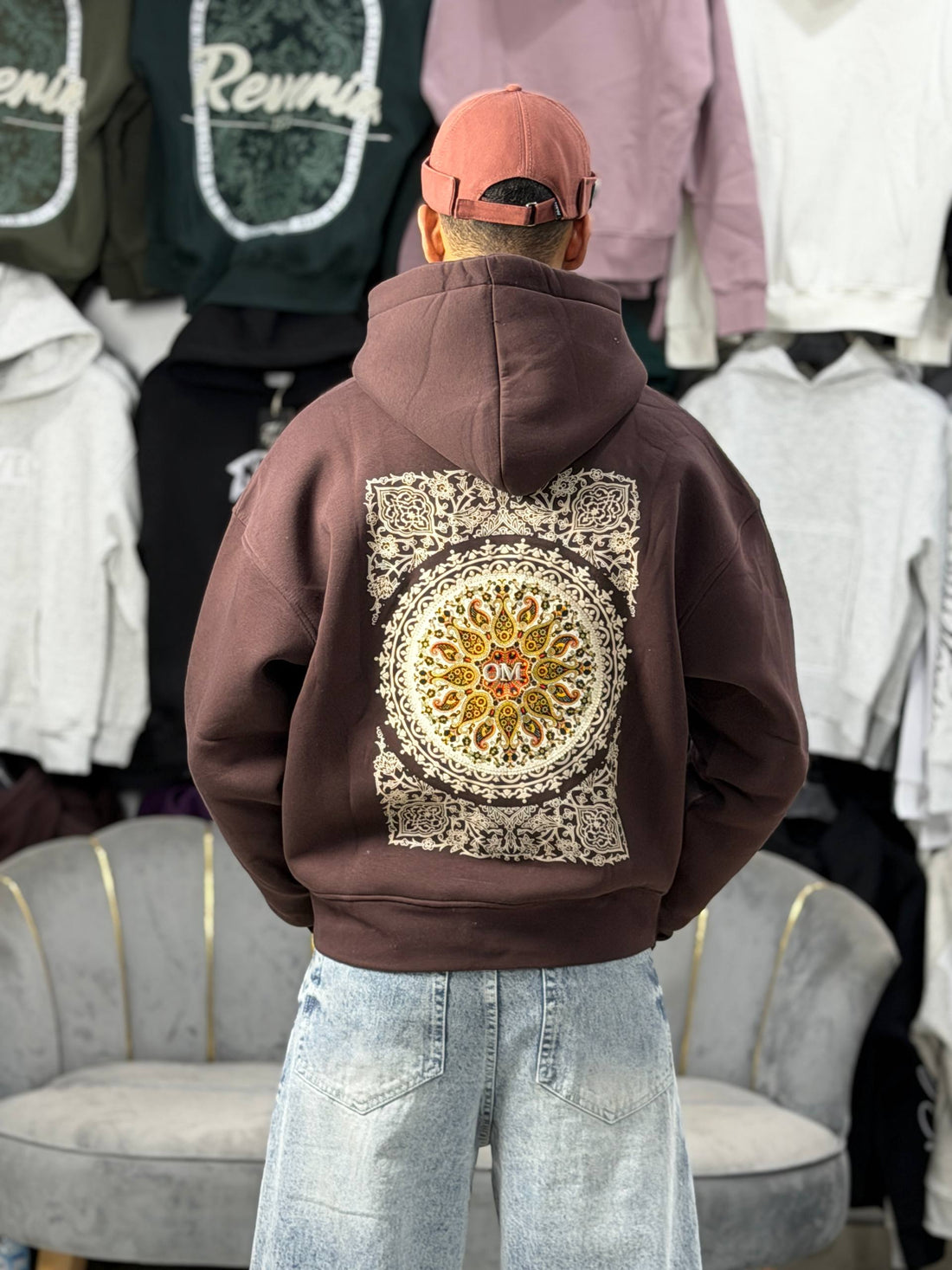 HOODIES OM BROWN