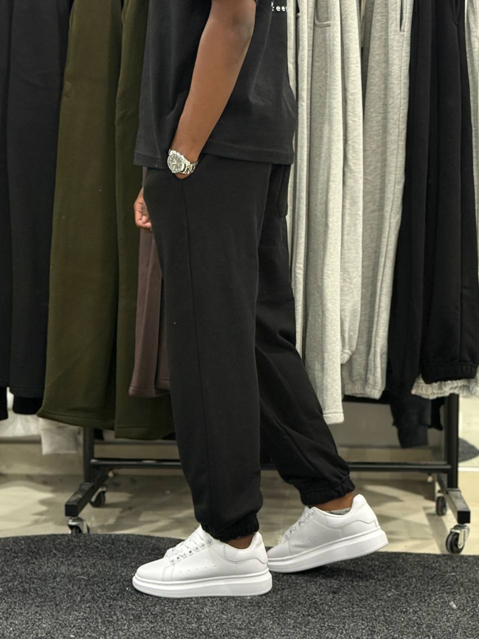 Oversized Sample Jogger - Black
