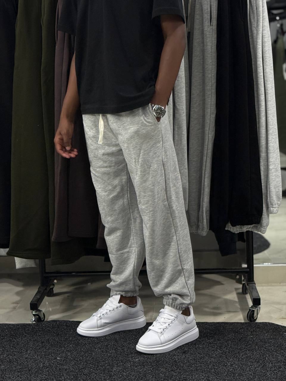 Oversized Sample Jogger - GREY