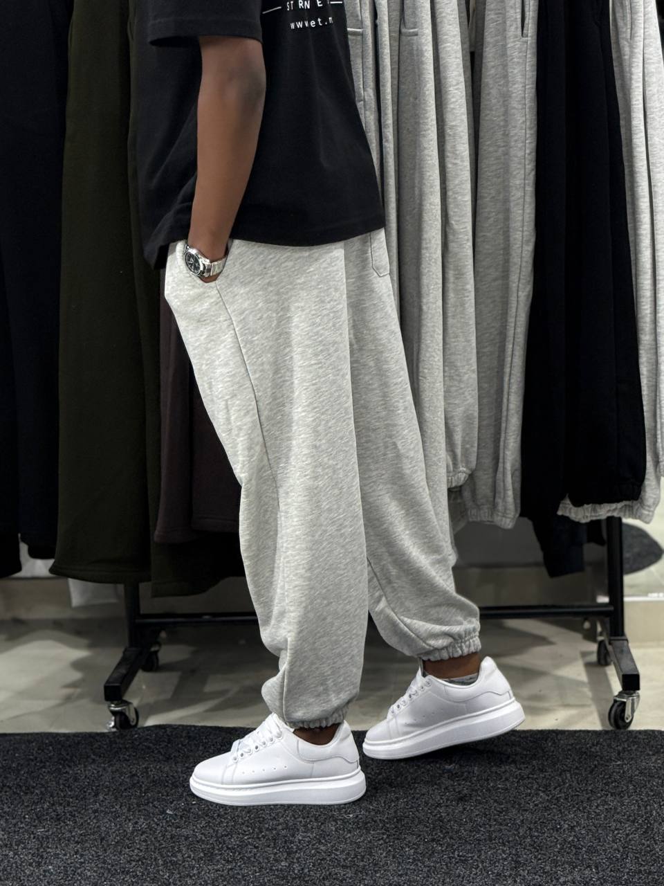 Oversized Sample Jogger - GREY