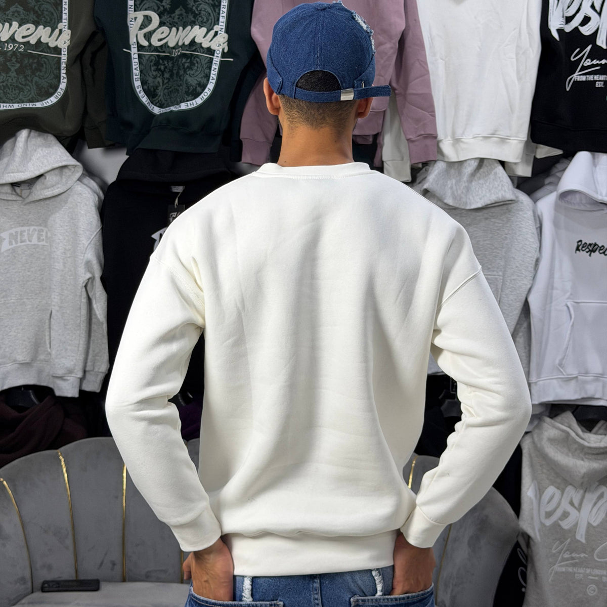 OVERSIZED SWEATSHIRT - WHITE
