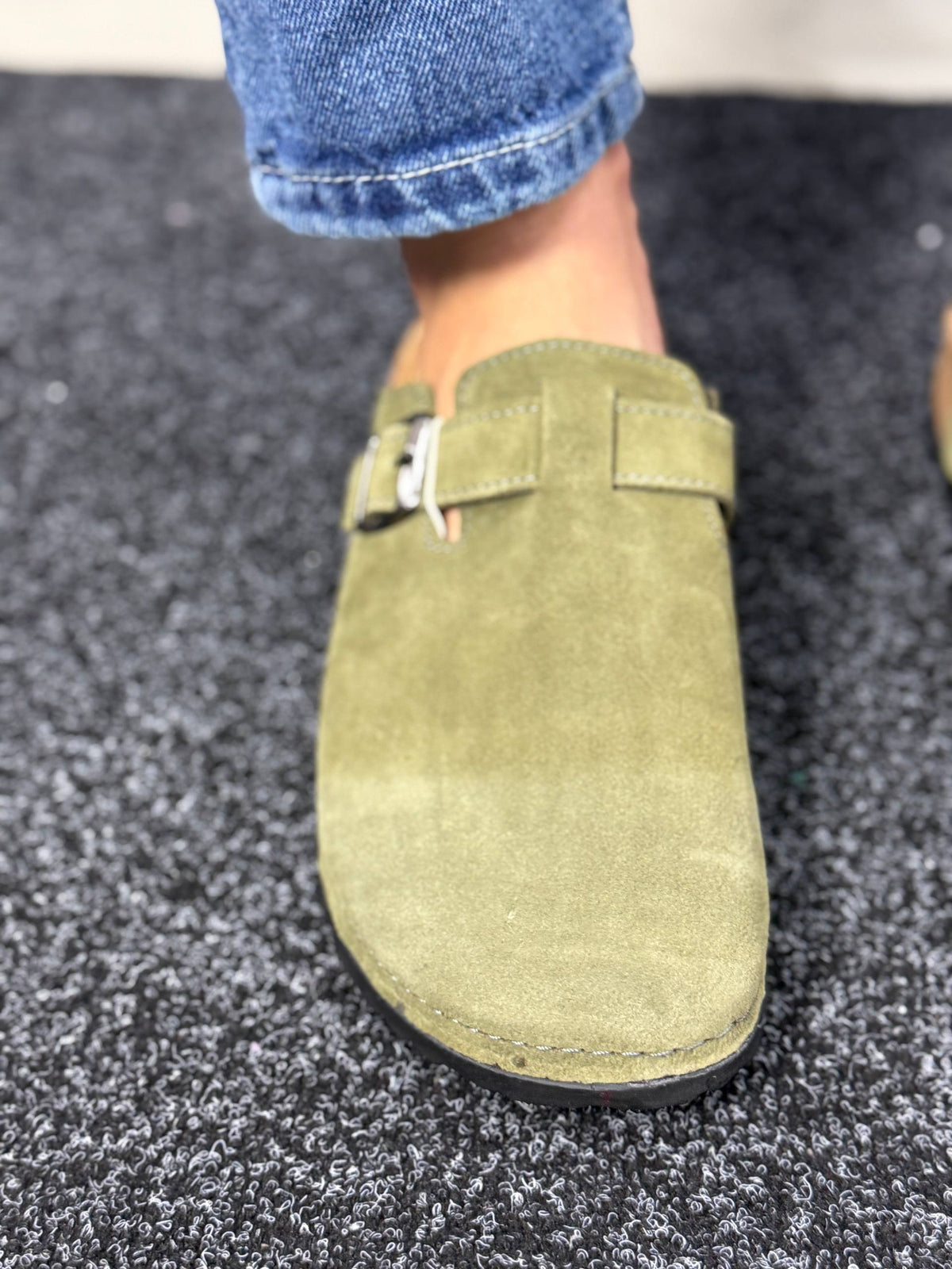 Classic Clogs Green Suede