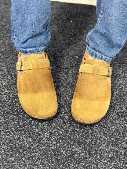 Classic Clogs Camel Suede